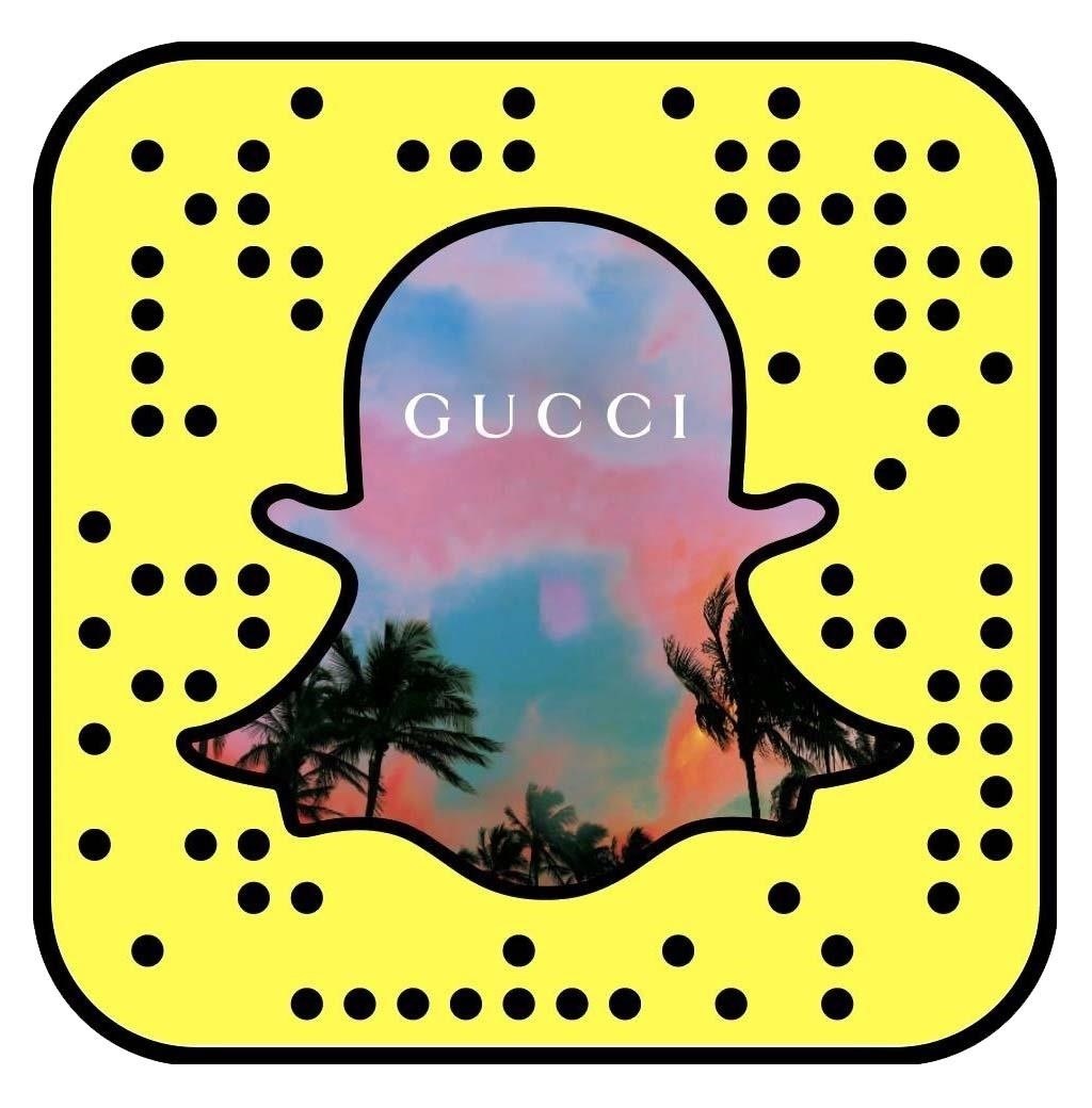 Snapchat Transports Gucci Fans to Trippy Tropical Island for Holiday Promotion