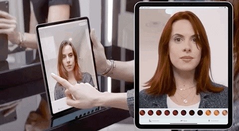 Market Reality: Facebook Execs on AR Future, Amazon AR Beauty Salons, Samsung AR Launch & the Best Snapchat AR Lenses