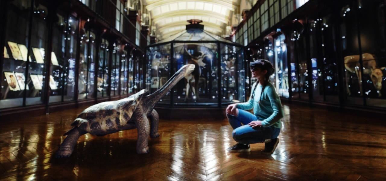 Microsoft HoloLens 2 Brings Extinct Animals Back to Life at Paris National Museum