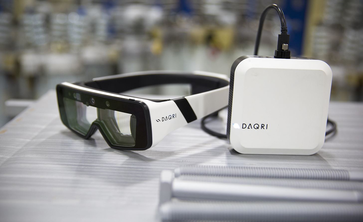 DAQRI Begins Shipping Its Ruggedized, Yet Portable AR Smartglasses Worldwide