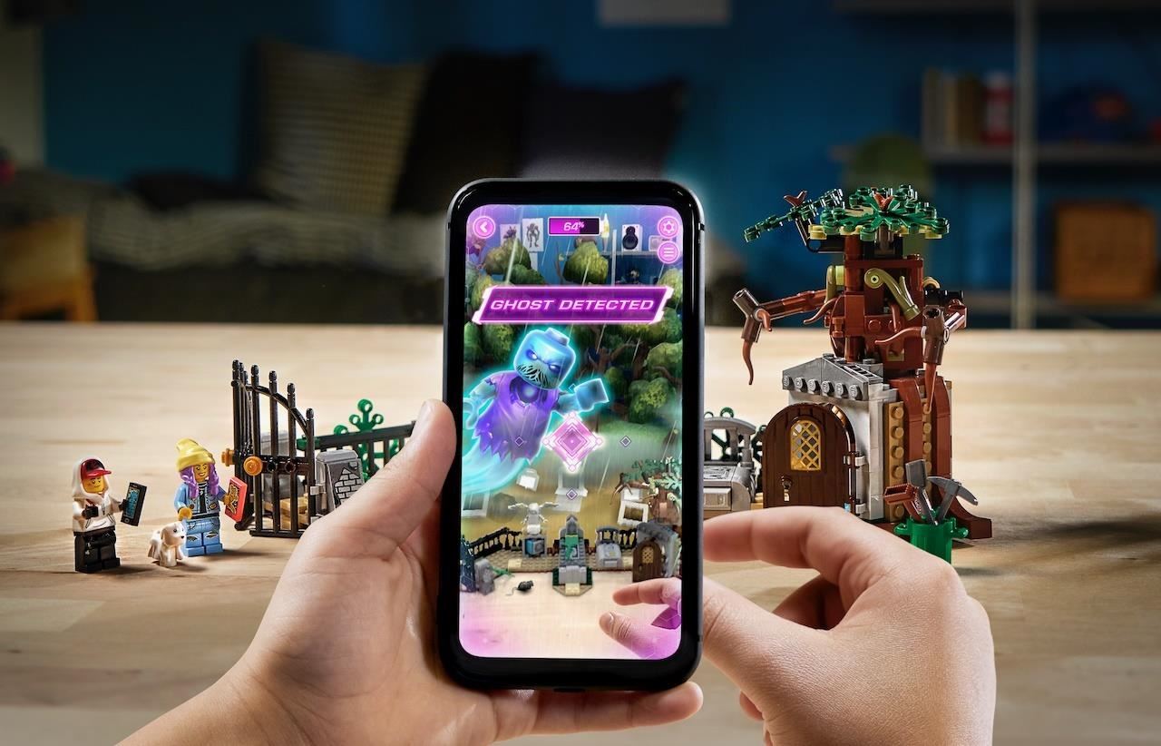 Lego's Newest Playsets Transform Normal Toys into Augmented Reality Experiences Across Platforms